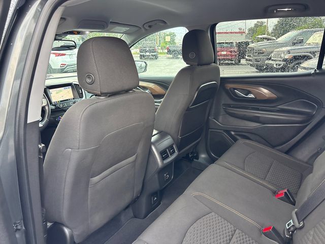 Used 2020 GMC Terrain SLE w/ Driver Convenience Package FWD image 9