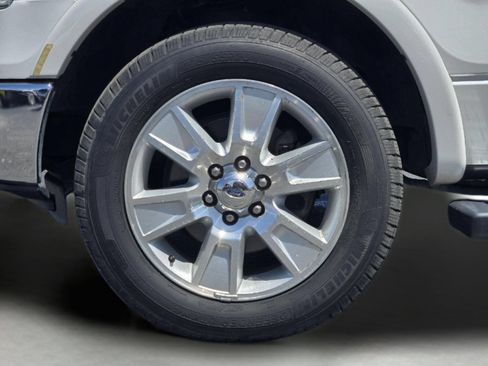 Used 2013 Ford F150 Lariat w/ Luxury Equipment Group RWD image 11