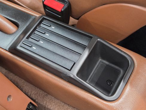 Used 1990 Porsche 911 Carrera image 27