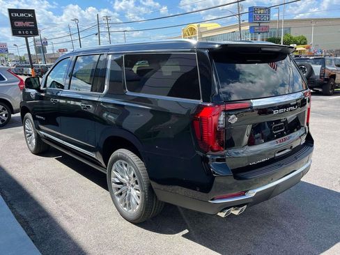 New 2026 GMC Yukon XL Denali AWD/4WD image 5