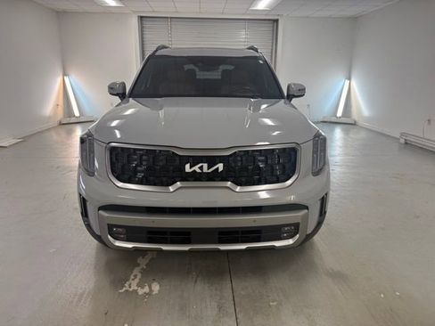 Used 2023 Kia Telluride SX Prestige X-Pro image 2