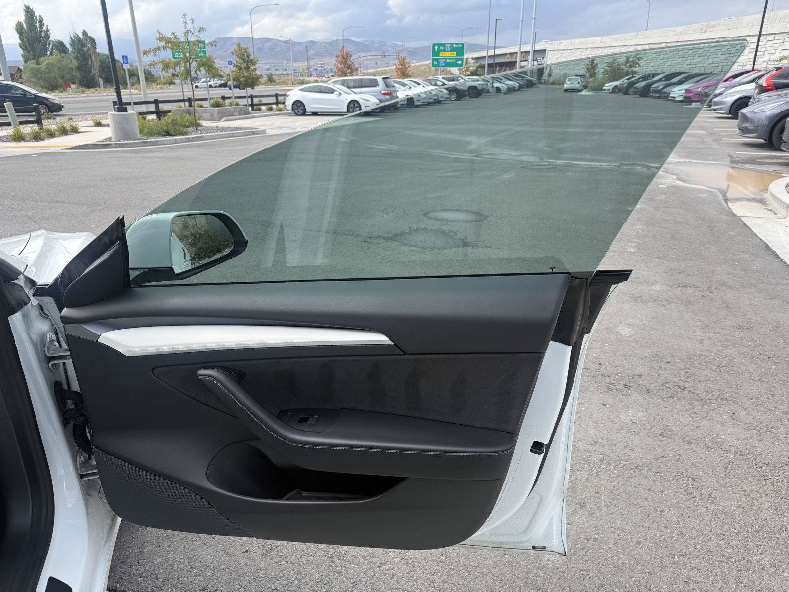 Used 2021 Tesla Model 3 Long Range AWD/4WD image 22