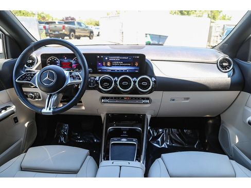 Certified 2026 Mercedes-Benz GLA 250 image 10