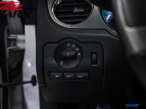 Used 2012 Ford Mustang GT Premium image 26