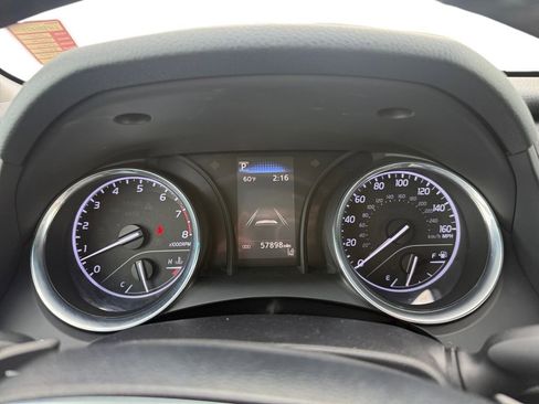Used 2020 Toyota Camry SE image 16