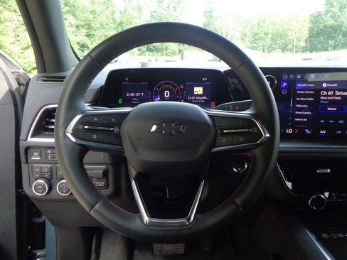 Used 2025 Chevrolet Tahoe RST w/ RST Capability Package AWD/4WD image 11