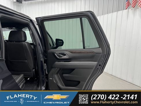 Used 2022 Chevrolet Tahoe Z71 AWD/4WD image 12