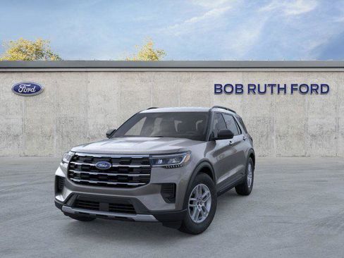 New 2026 Ford Explorer Active AWD/4WD image 3