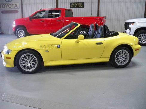 Used 2001 BMW Z3 2.5i image 6