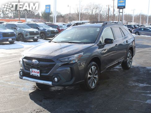 Used 2025 Subaru Outback Limited image 8