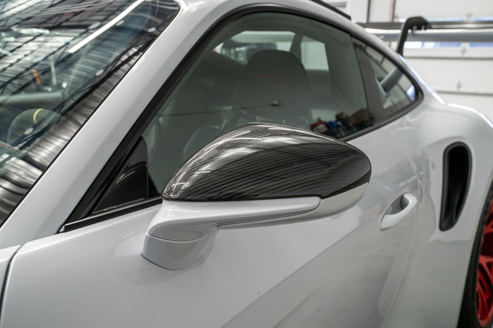Used 2025 Porsche 911 GT3 RS RWD image 29