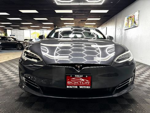 Used 2018 Tesla Model S 75D image 4