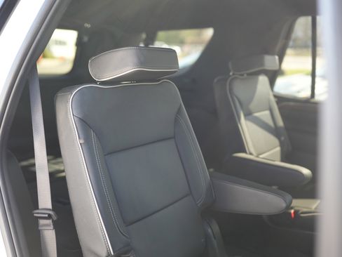 Used 2024 Chevrolet Tahoe Premier image 24