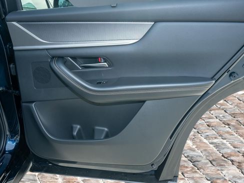 New 2026 MAZDA CX-90 Plug-In Hybrid w/ Preferred image 16