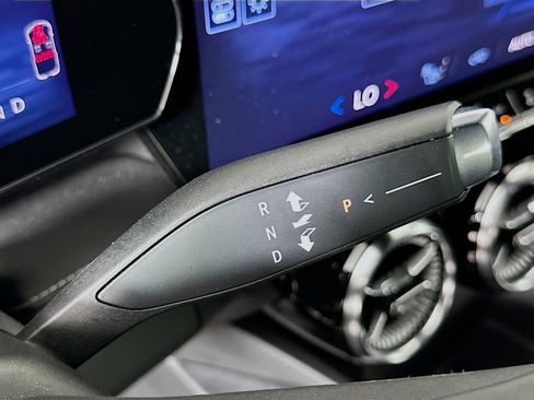 Used 2024 Chevrolet Blazer EV LT image 24