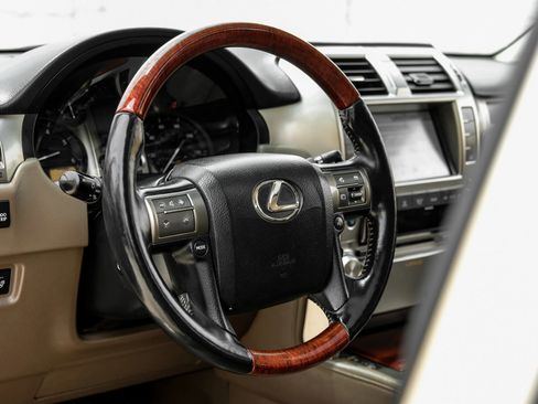 Used 2013 Lexus GX 460 Premium AWD/4WD image 17