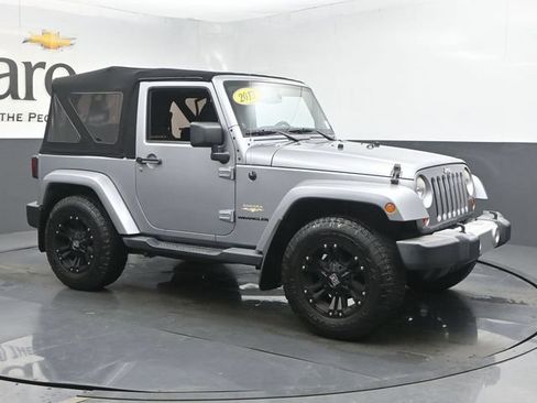 Used 2013 Jeep Wrangler Sahara w/ Dual Top Group AWD/4WD image 6
