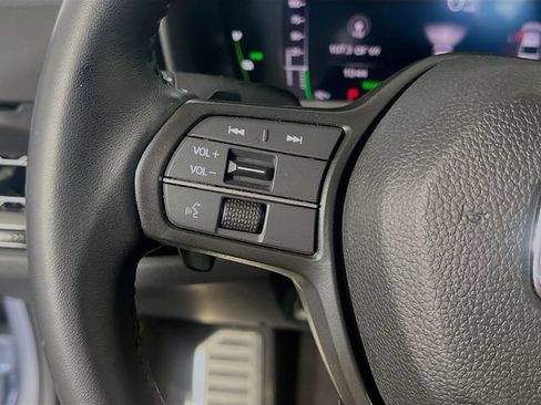 Used 2023 Honda Accord Sport image 17
