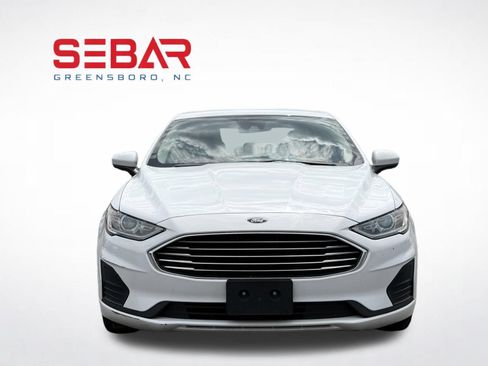 Used 2020 Ford Fusion SE FWD image 2