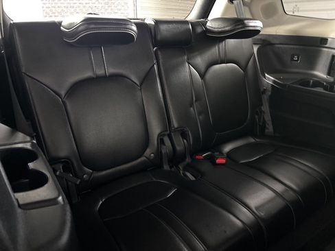 Used 2023 Honda Pilot Elite image 25