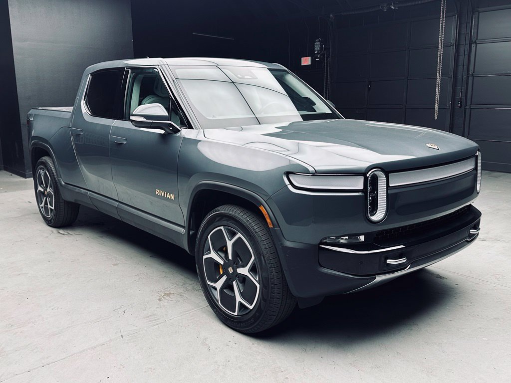 Used 2022 Rivian R1T Adventure AWD/4WD image 10