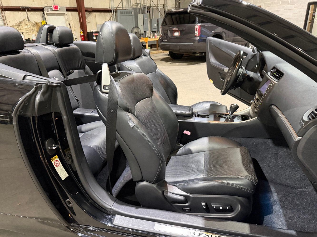 Used 2013 Lexus IS 250C RWD image 28