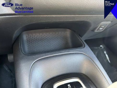 Used 2025 Toyota Corolla LE FWD image 26