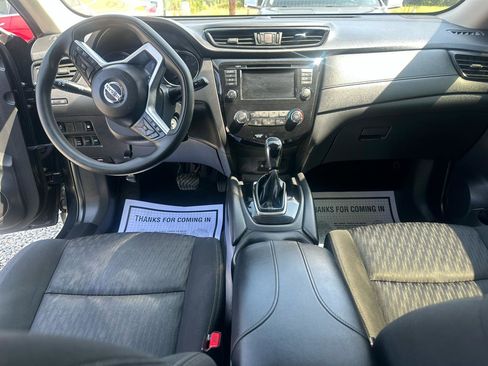 Used 2018 Nissan Rogue S AWD/4WD image 11