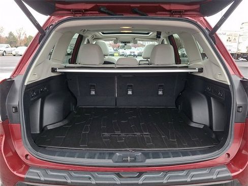 Used 2019 Subaru Forester Premium image 29