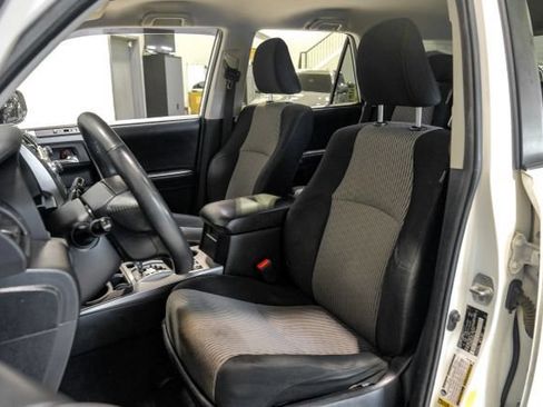 Used 2017 Toyota 4Runner SR5 RWD image 5