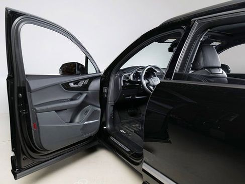 Certified 2025 Audi Q7 3.0T Prestige w/ Prestige Package image 25