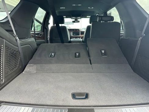 Used 2022 GMC Yukon Denali w/ Max Trailering Package image 15