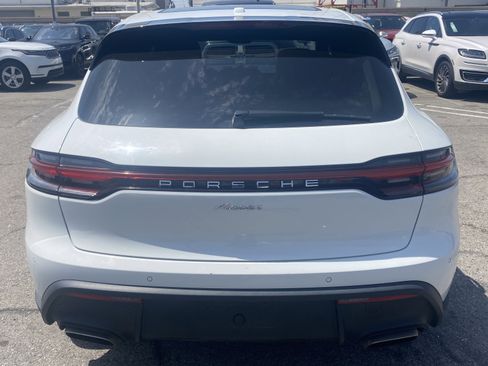 Used 2022 Porsche Macan image 10