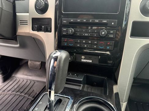 Used 2011 Ford F150 Platinum image 24