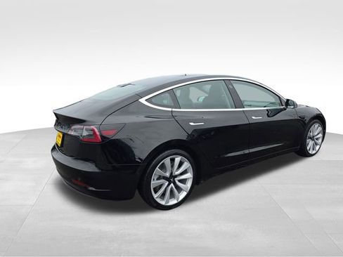 Used 2020 Tesla Model 3 Standard Range image 7