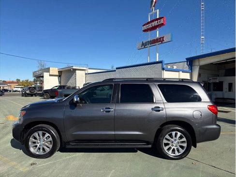 Used 2016 Toyota Sequoia Limited image 9