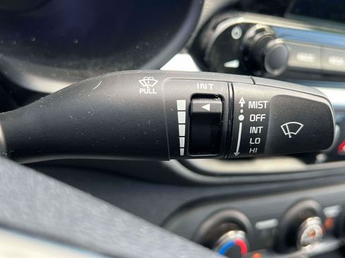 Used 2024 Kia Forte LXS FWD image 17