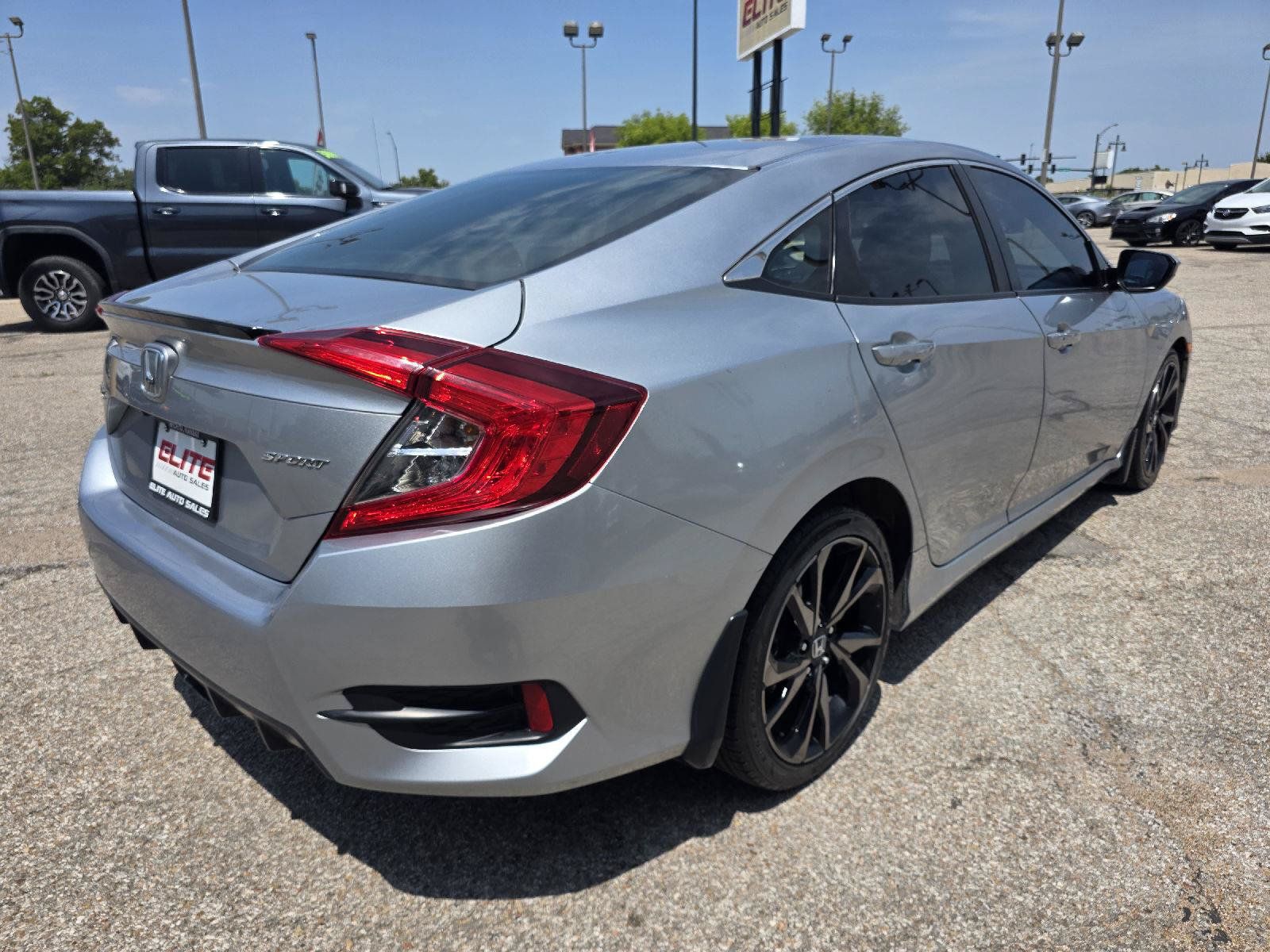 Used 2019 Honda Civic Sport image 5