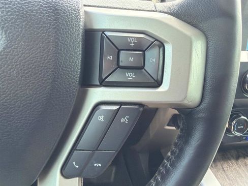 Used 2019 Ford F250 Lariat w/ Lariat Ultimate Package AWD/4WD image 19
