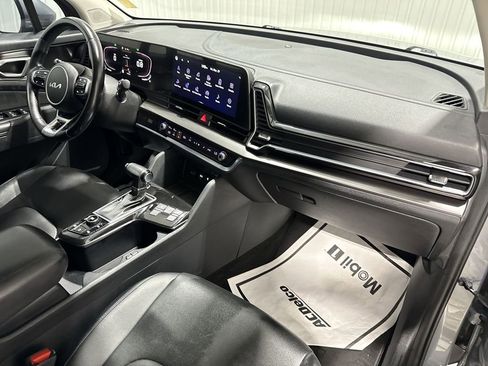 Used 2023 Kia Sportage EX image 30