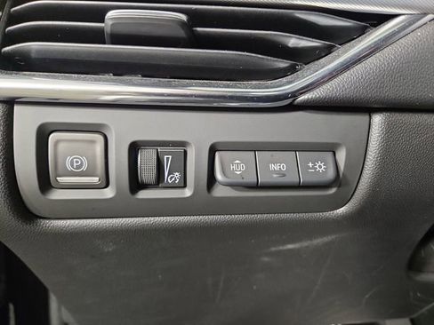 Used 2023 Cadillac XT4 Premium Luxury w/ Technology Package image 29