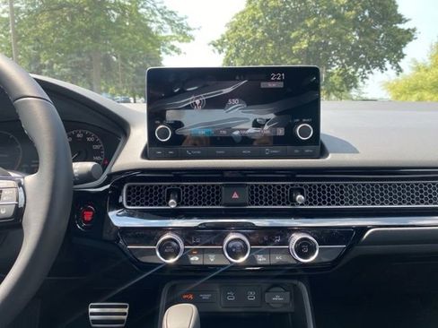 New 2025 Honda Civic Sport image 17