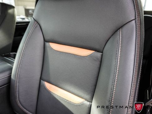 Used 2025 GMC Sierra 2500 AT4 w/ Technology Package image 39