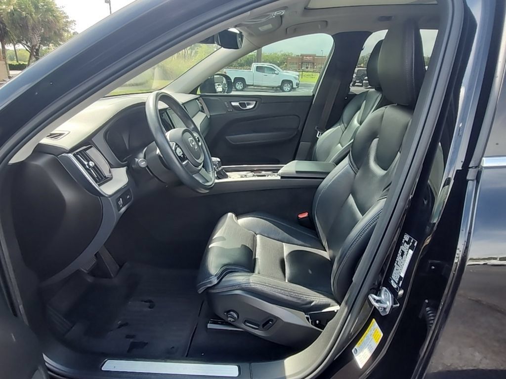 Used 2021 Volvo XC60 T5 Inscription w/ Advanced Package AWD/4WD image 17