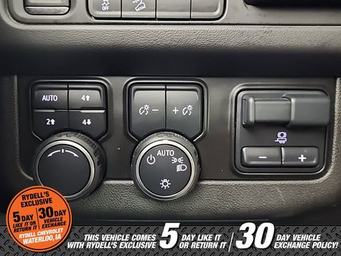 Certified 2021 Chevrolet Tahoe High Country w/ Premium Package image 41