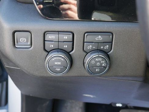 Used 2022 Chevrolet Silverado 1500 RST w/ Z71 Off-Road Package image 17