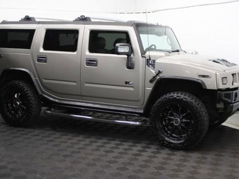 Used 2007 HUMMER H2 Luxury w/ Chrome Appearance Package image 3