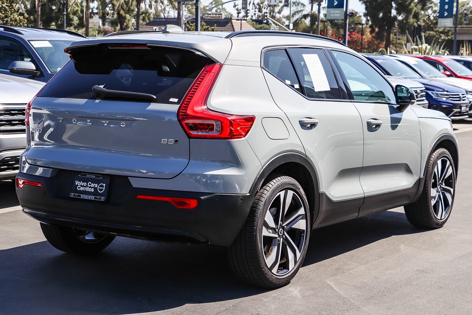 Used 2026 Volvo XC40 B5 Ultra w/ Climate Package AWD/4WD image 6