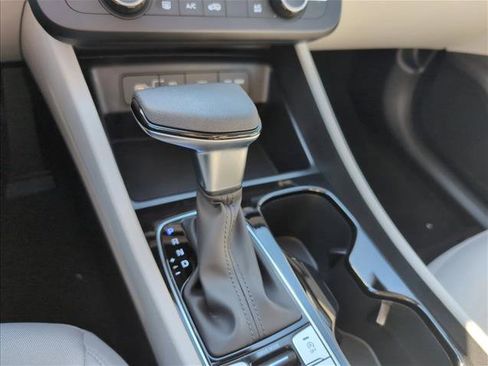 New 2026 Hyundai Tucson SE image 15