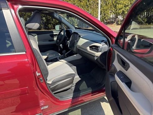 Used 2025 Subaru Forester Premium AWD/4WD image 11